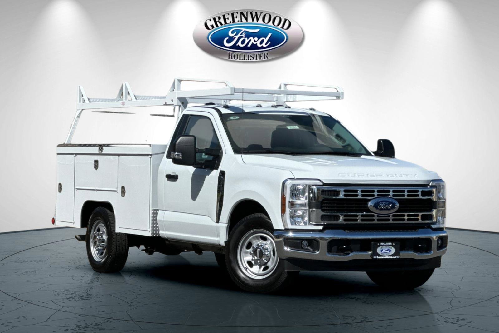 New 2025 Ford F350 XL w/ XL Chrome Package