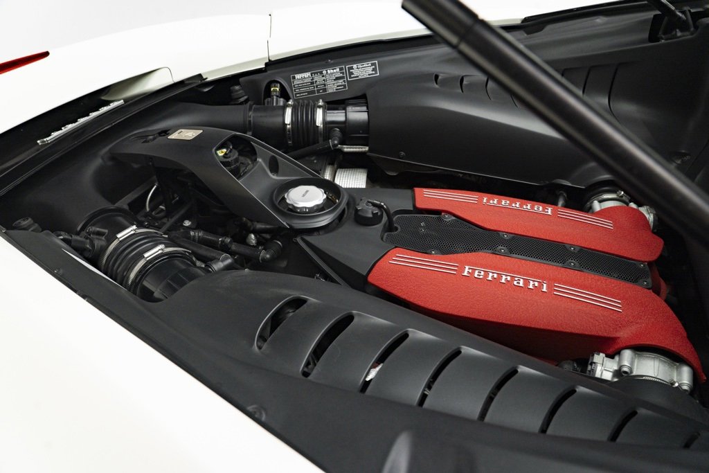 Used 2016 Ferrari 488 GTB image 52