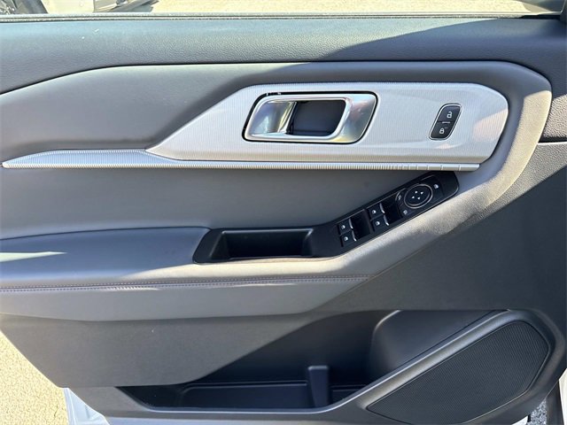 New 2026 Ford Explorer Active image 20