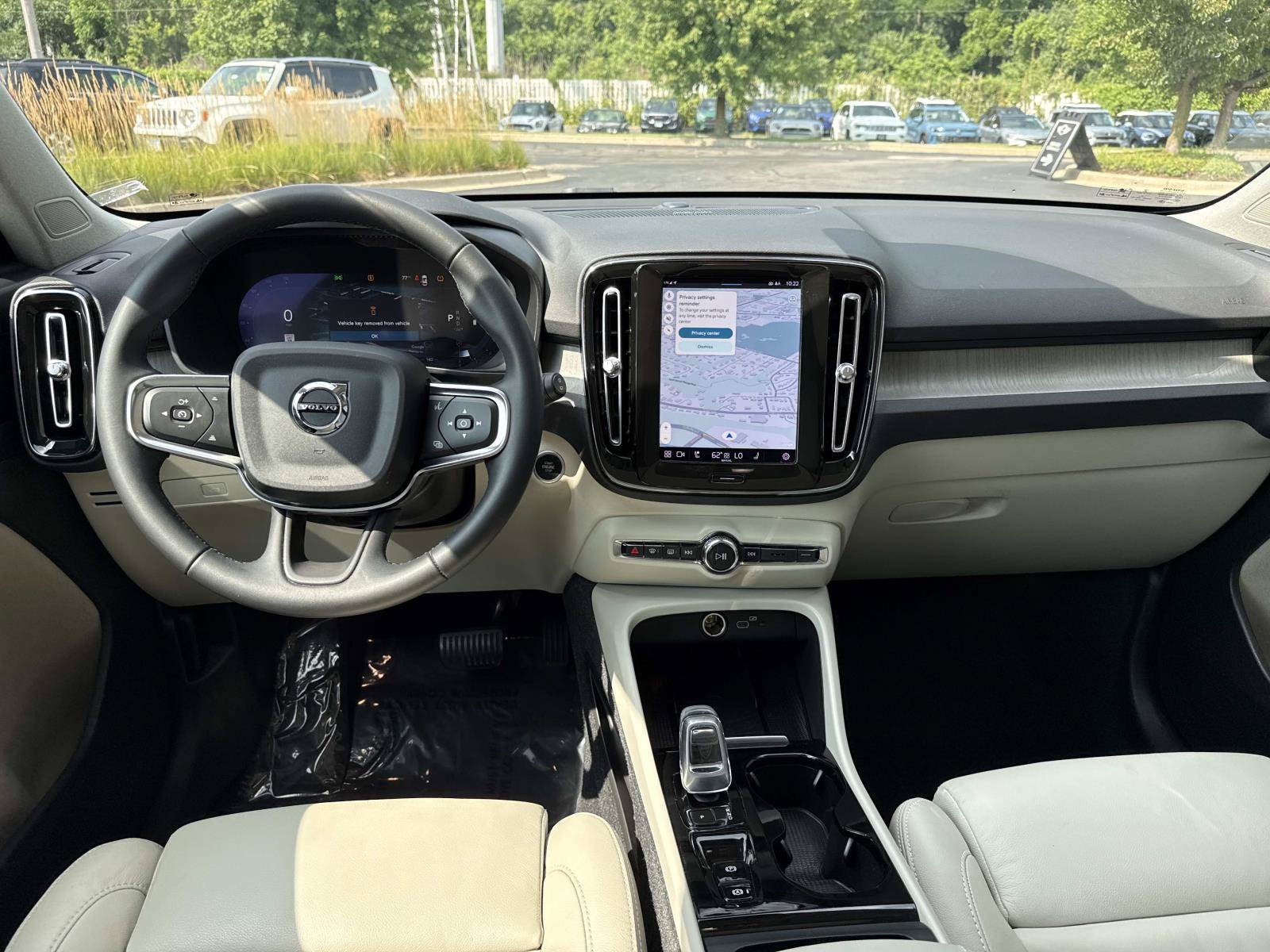 Used 2023 Volvo XC40 B5 Ultimate w/ Protection Package Premier AWD/4WD image 20