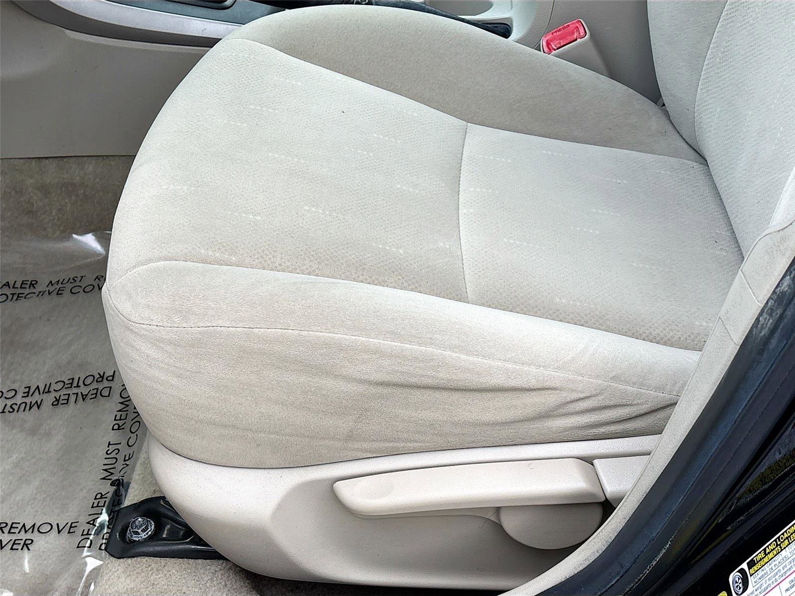 Used 2013 Toyota Corolla L image 20