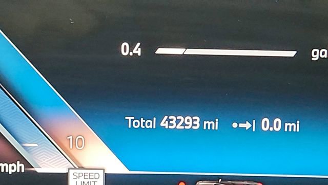 Used 2024 BMW X7 xDrive40i w/ M Sport Package image 45