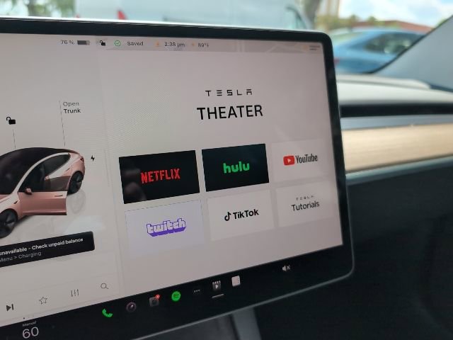 Used 2022 Tesla Model 3 Long Range image 16