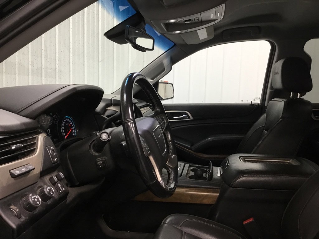 Used 2020 GMC Yukon XL Denali AWD/4WD image 7