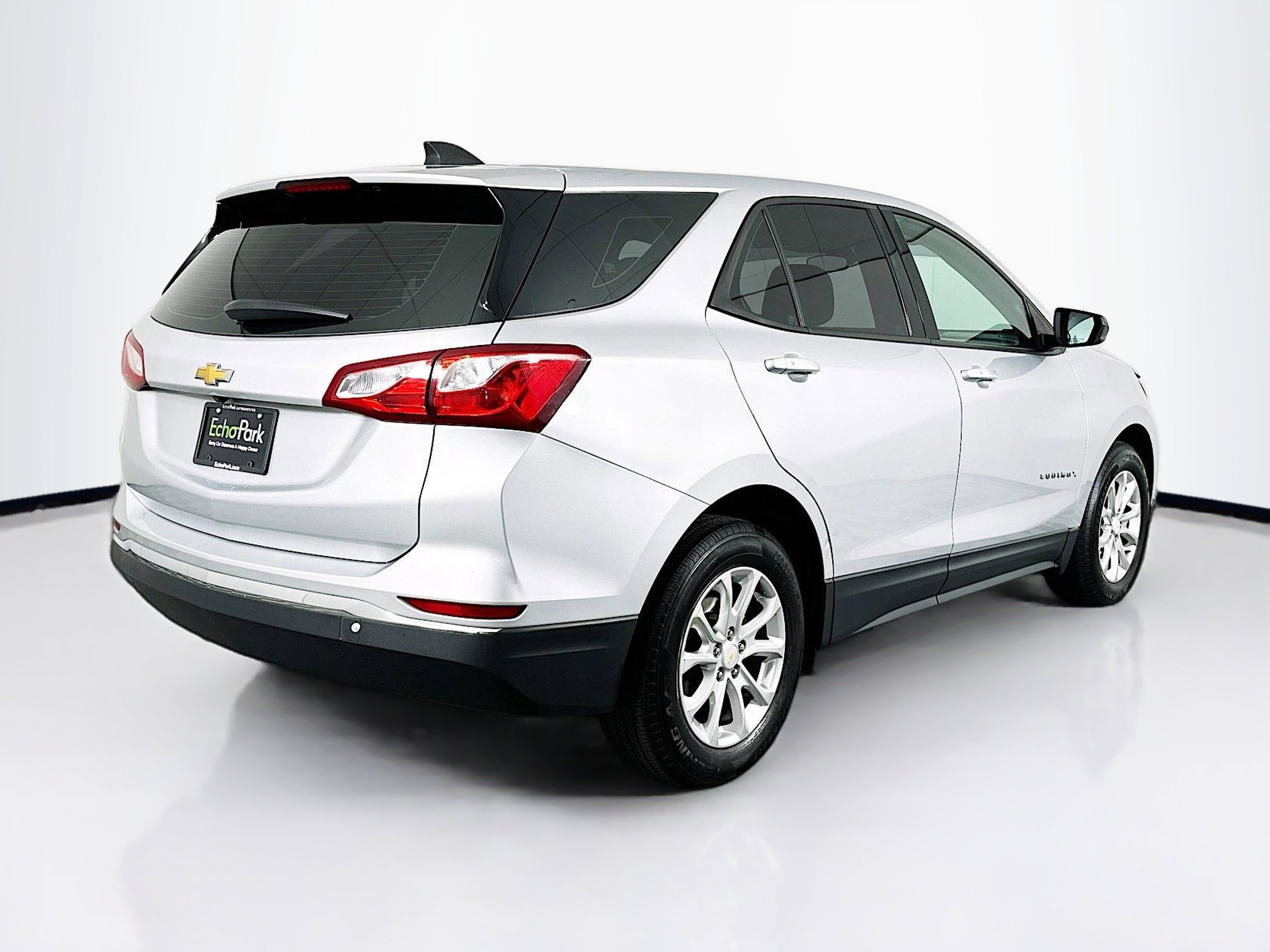 Used 2018 Chevrolet Equinox LS image 9