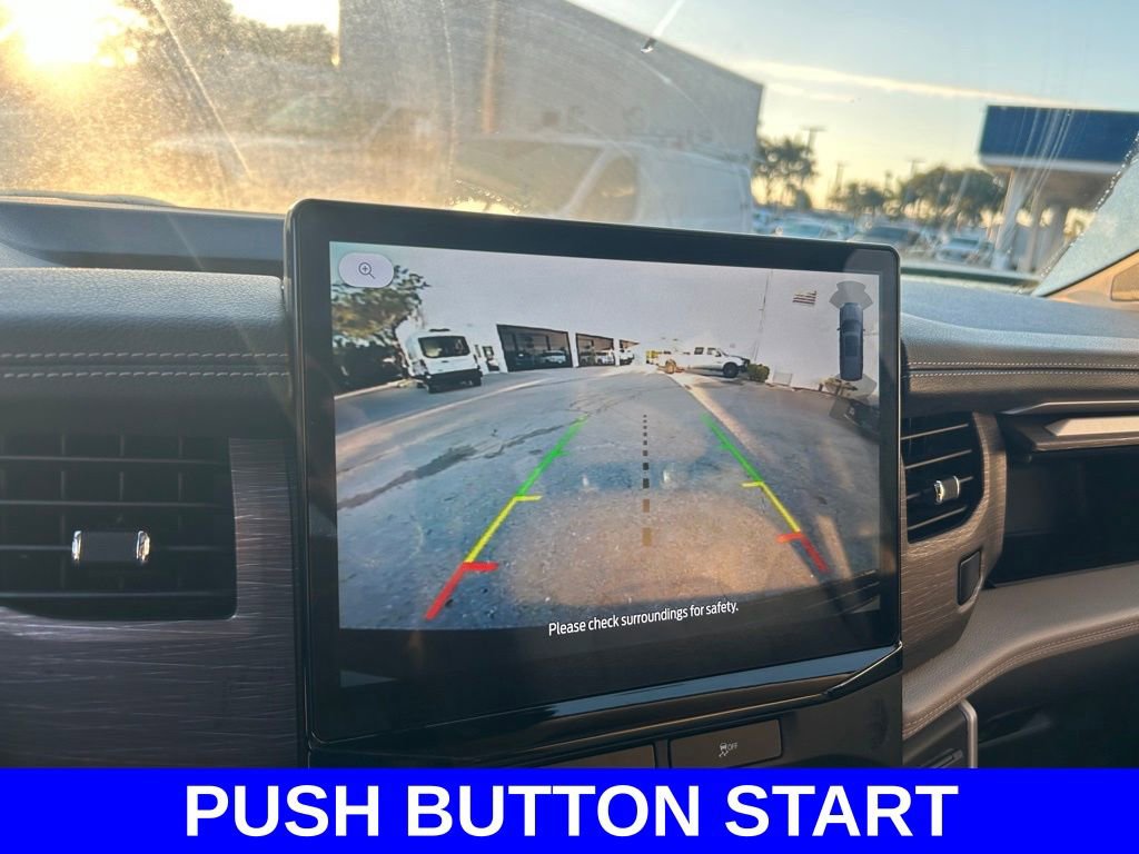 Used 2023 Ford Expedition Max Limited image 14