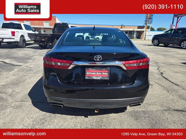 Used 2016 Toyota Avalon Limited w/ Toyota Safety Sense Package FWD image 5