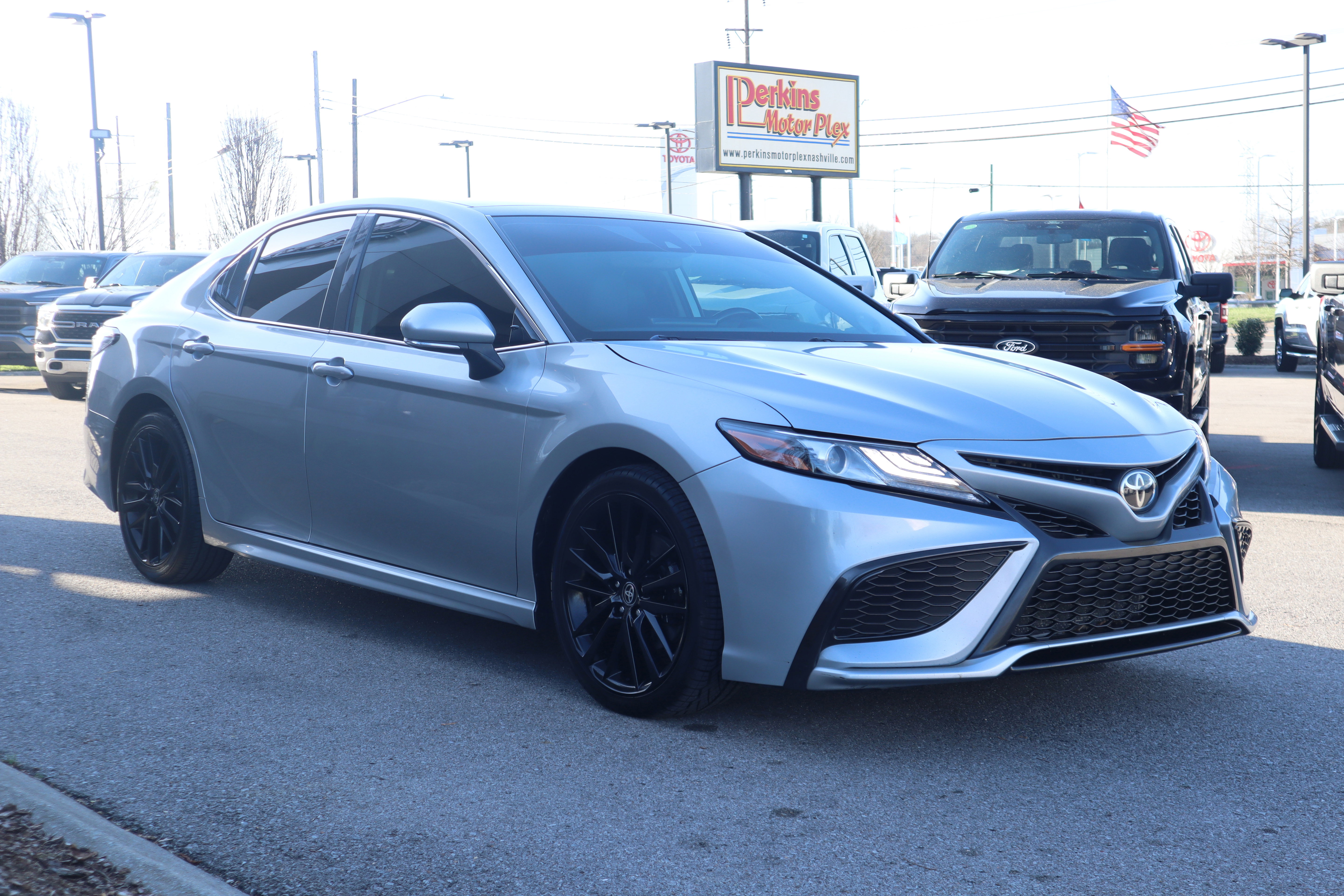 Used 2021 Toyota Camry XSE image 5