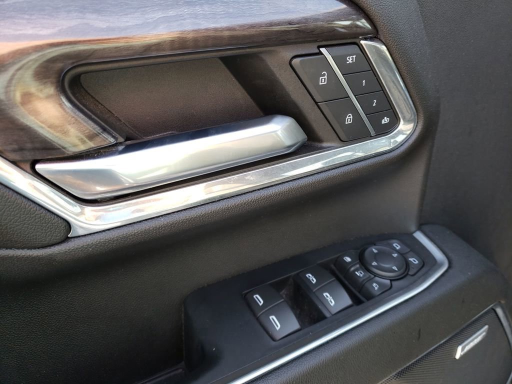 Used 2024 Chevrolet Silverado 3500 LTZ w/ LTZ Plus Package image 12