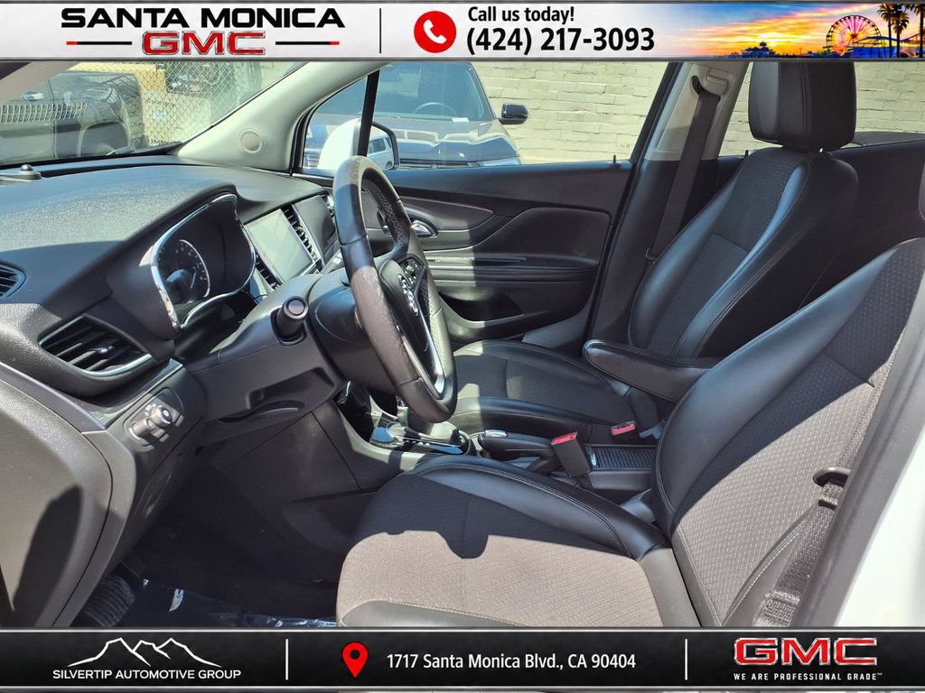 Certified 2021 Buick Encore Preferred FWD image 17