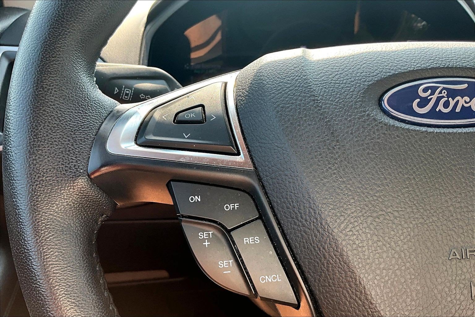 Used 2023 Ford Edge SEL w/ Convenience Package AWD/4WD image 22