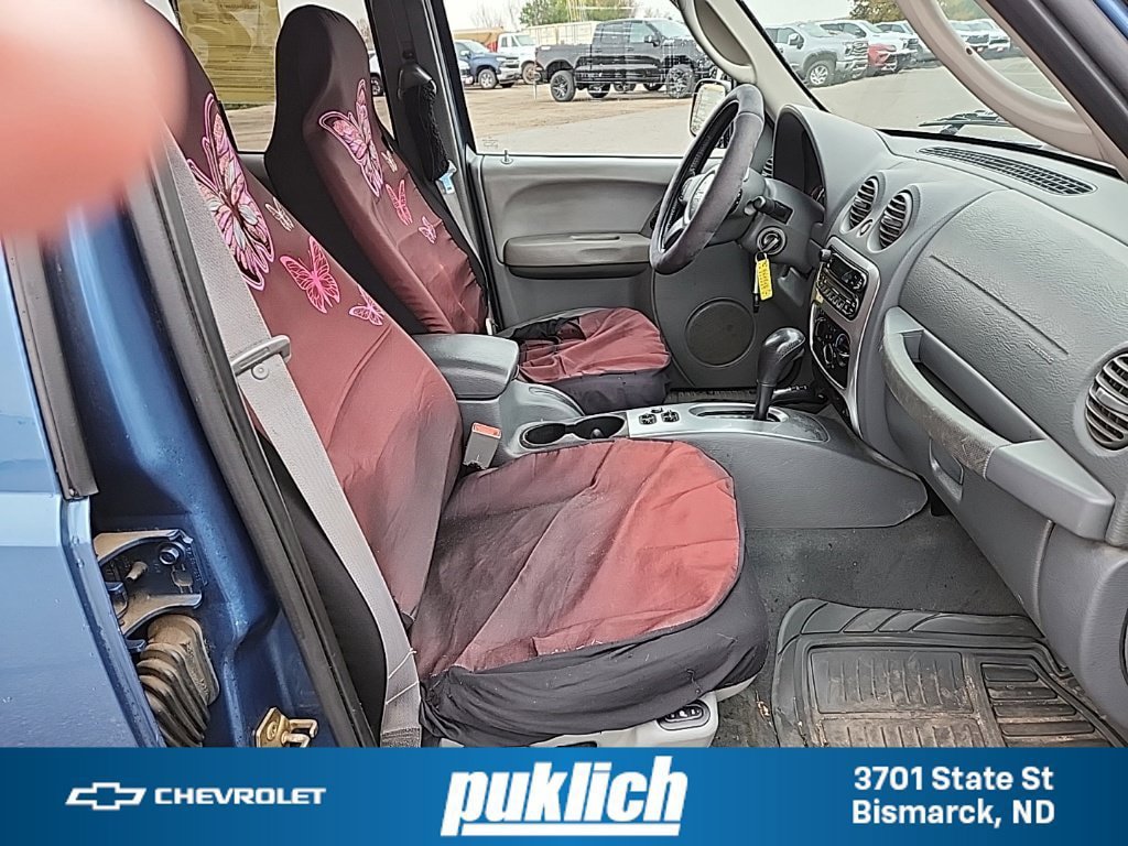 Used 2005 Jeep Liberty Limited AWD/4WD image 36