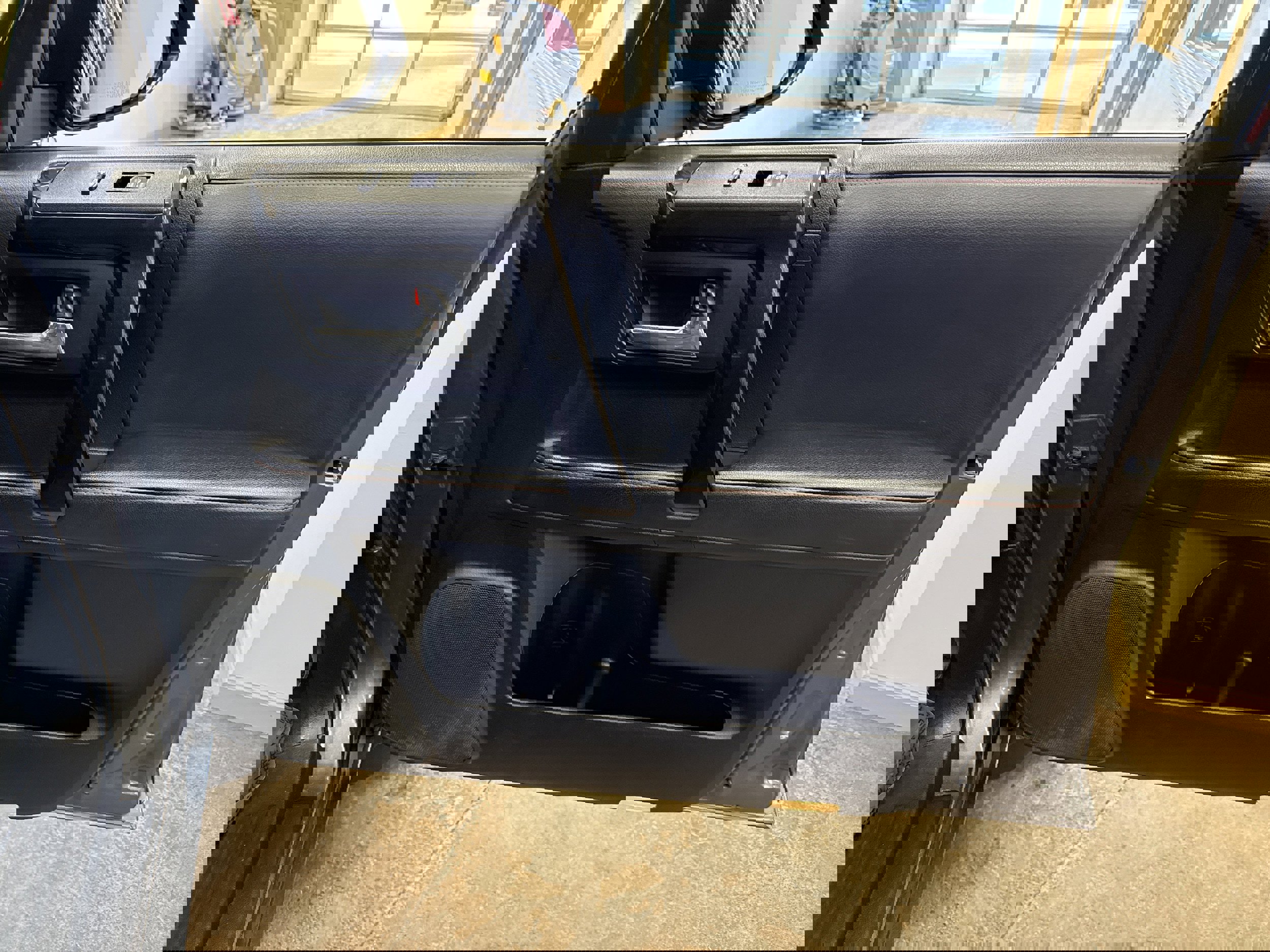 Used 2020 Toyota 4Runner Venture w/ Moonroof Package AWD/4WD image 16