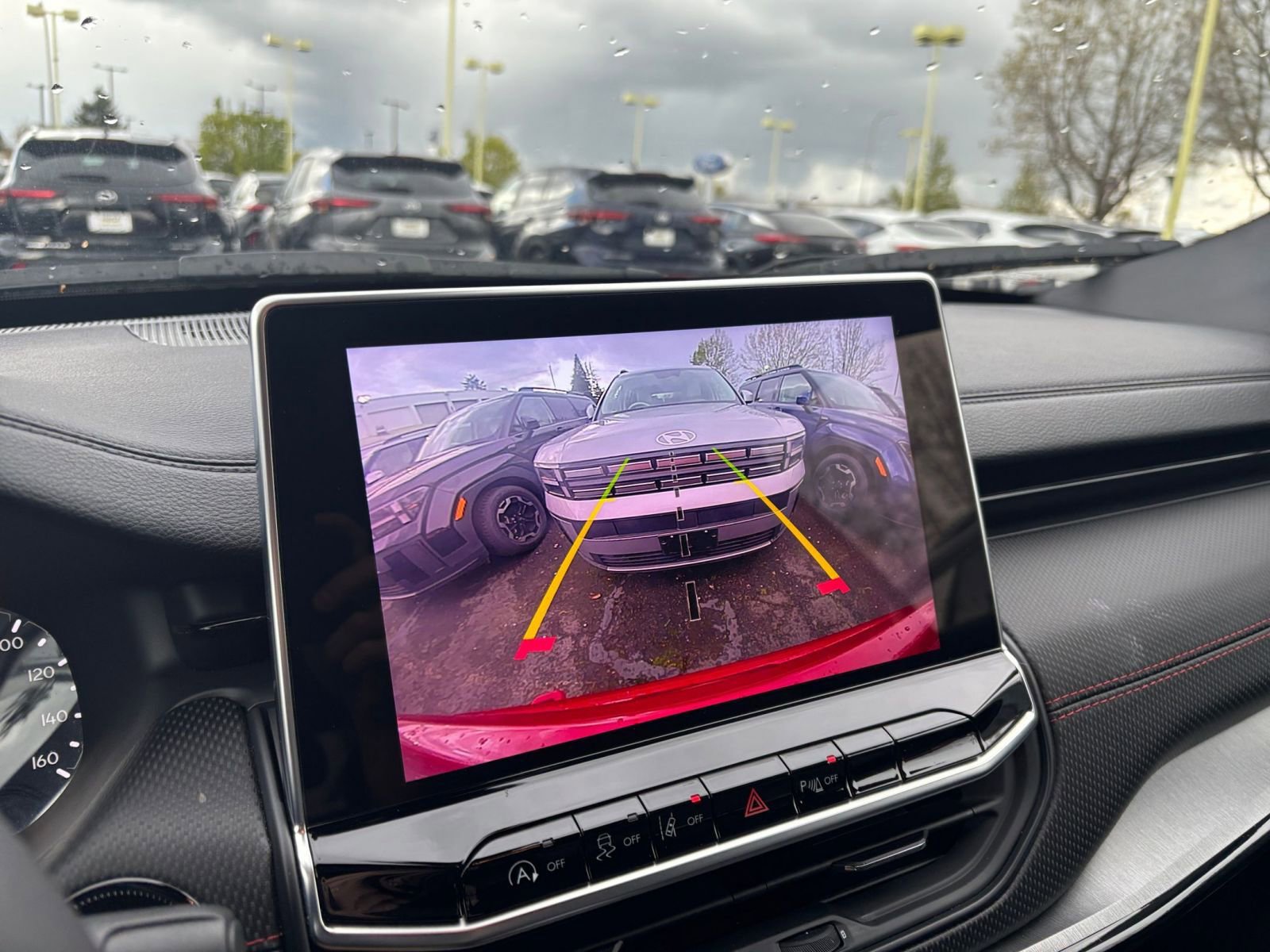 Used 2025 Jeep Compass Trailhawk image 24