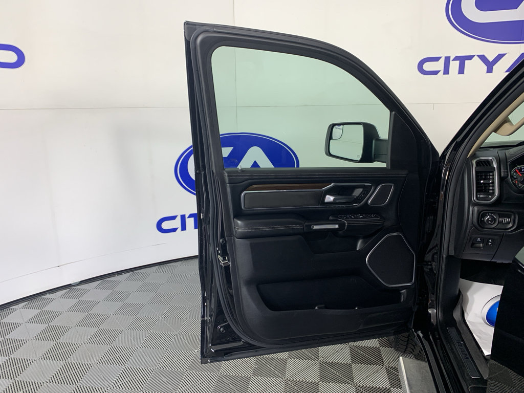Used 2021 RAM 1500 Laramie AWD/4WD image 12