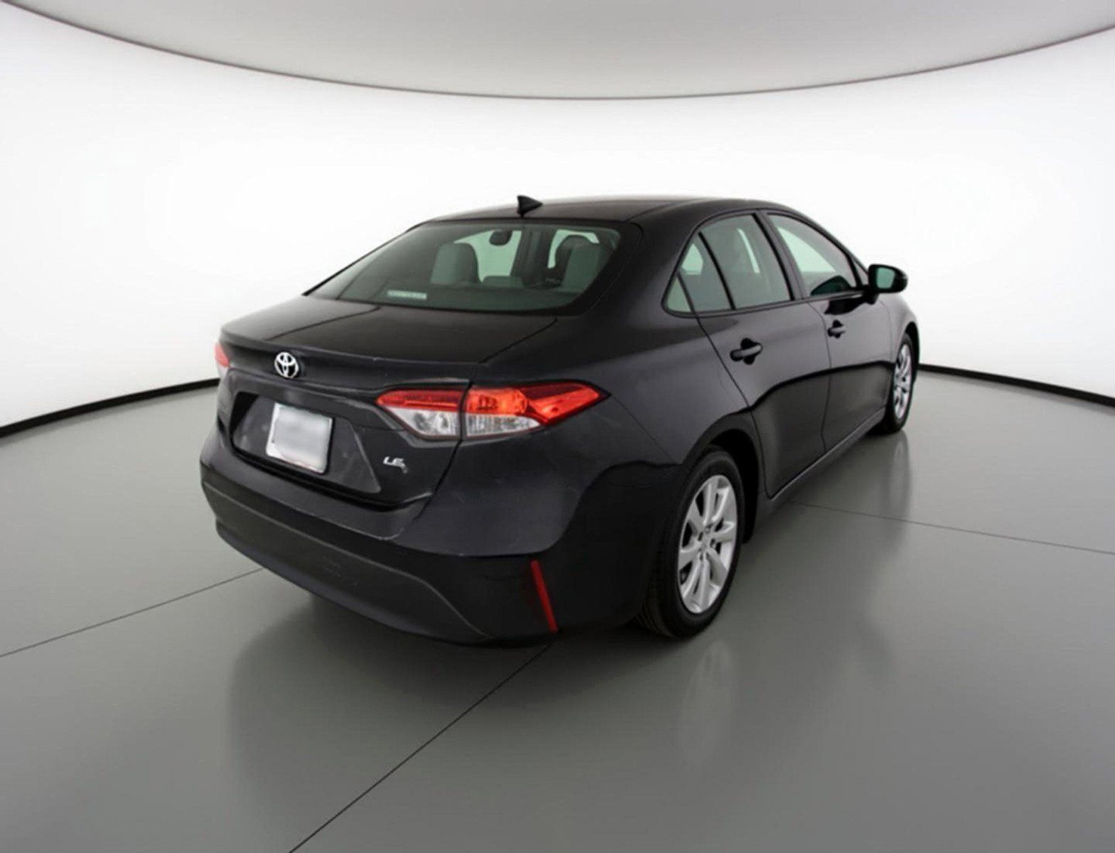 Used 2025 Toyota Corolla LE image 9