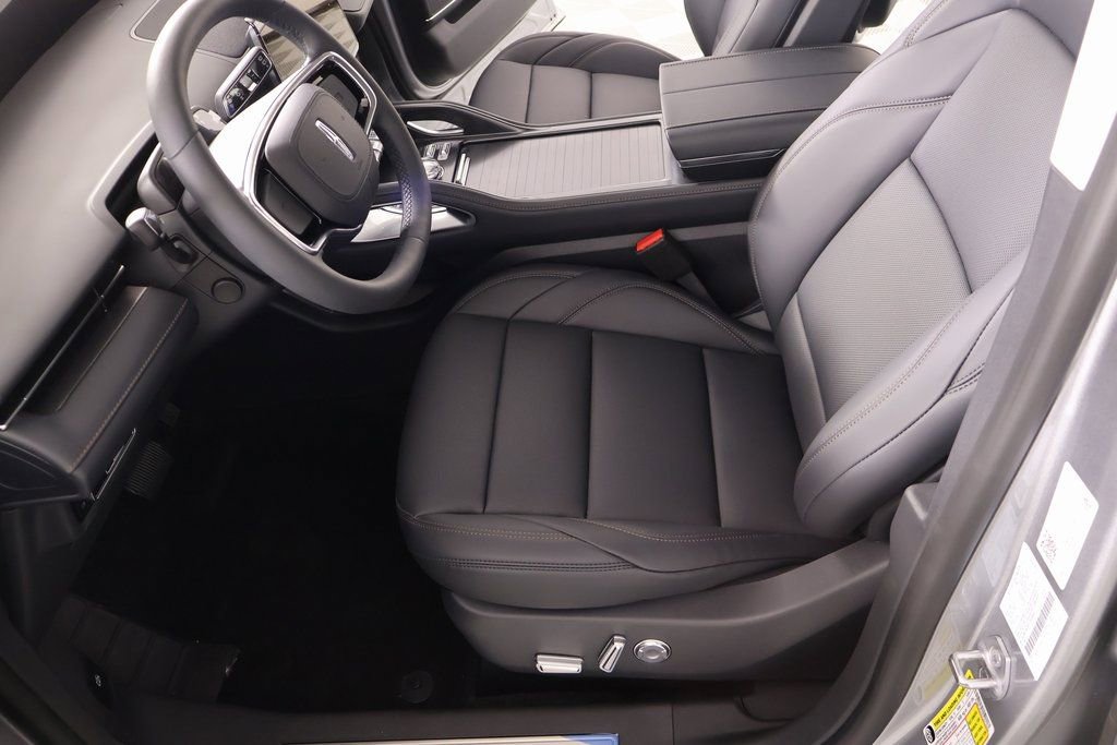 New 2026 Lincoln Nautilus Premier AWD/4WD image 11