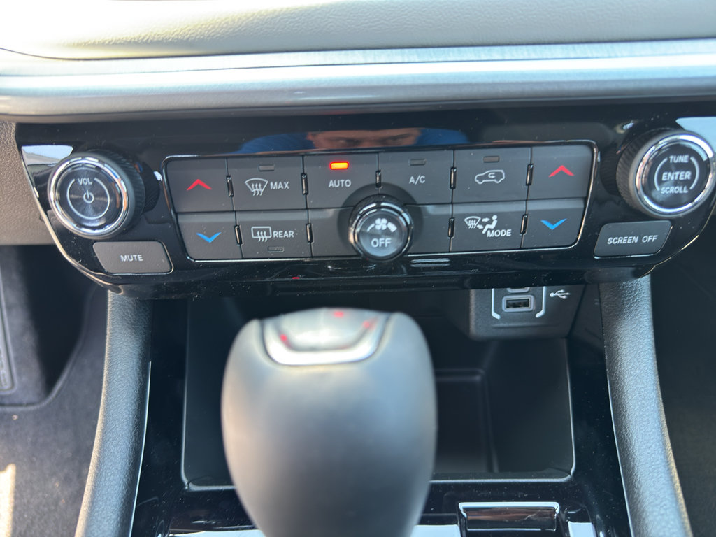 New 2026 Jeep Compass Limited AWD/4WD image 16