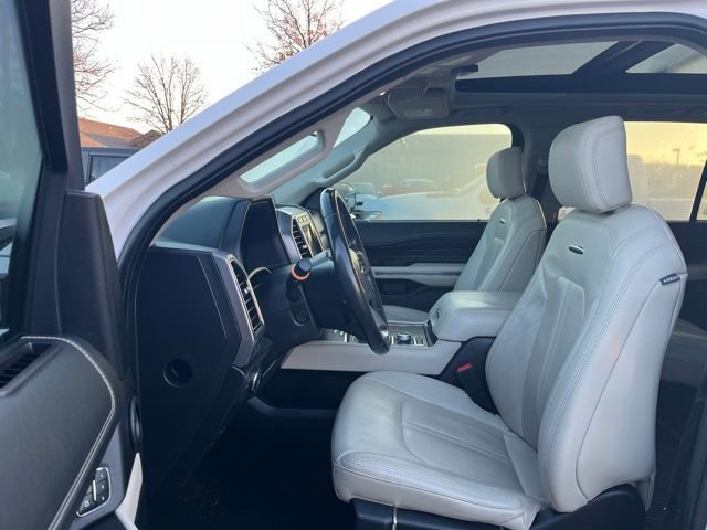 Used 2019 Ford Expedition Platinum image 14