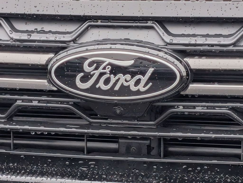 New 2026 Ford Expedition Tremor image 13