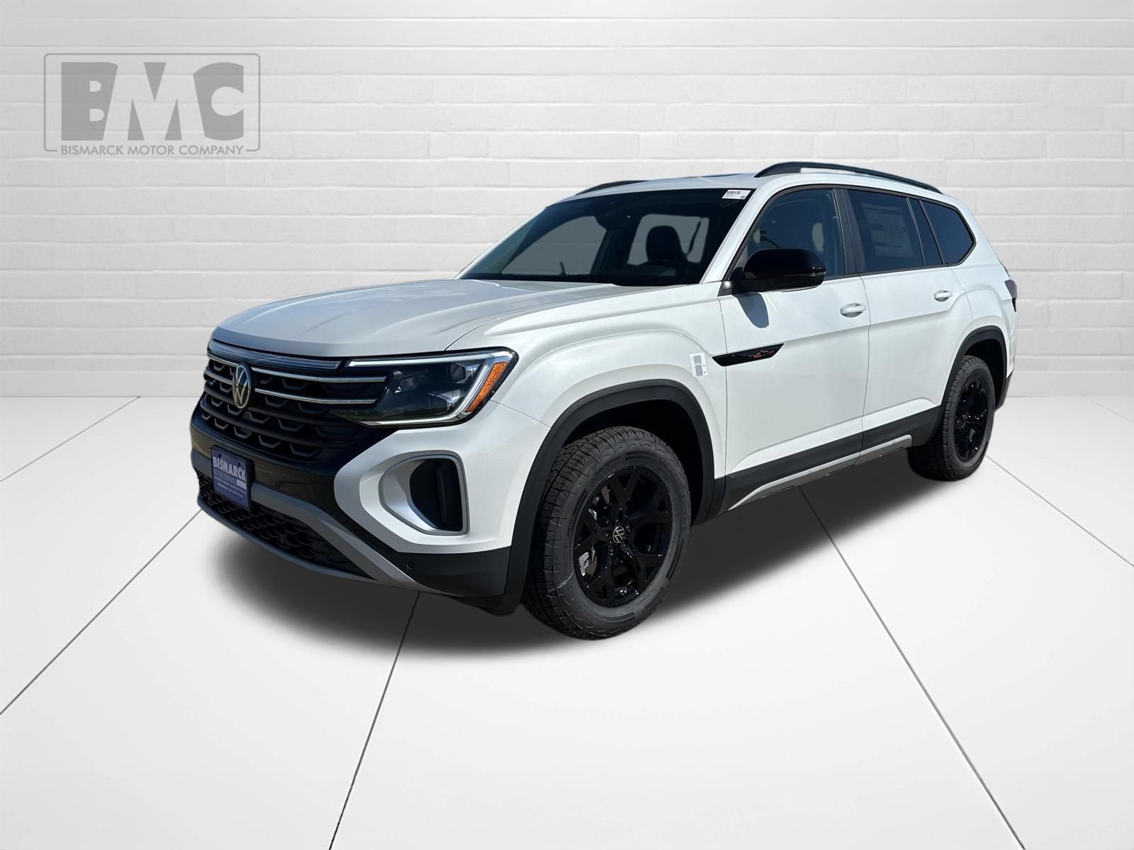 New 2026 Volkswagen Atlas Peak Edition AWD/4WD image 1