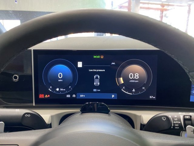 New 2025 Hyundai Tucson Limited image 18