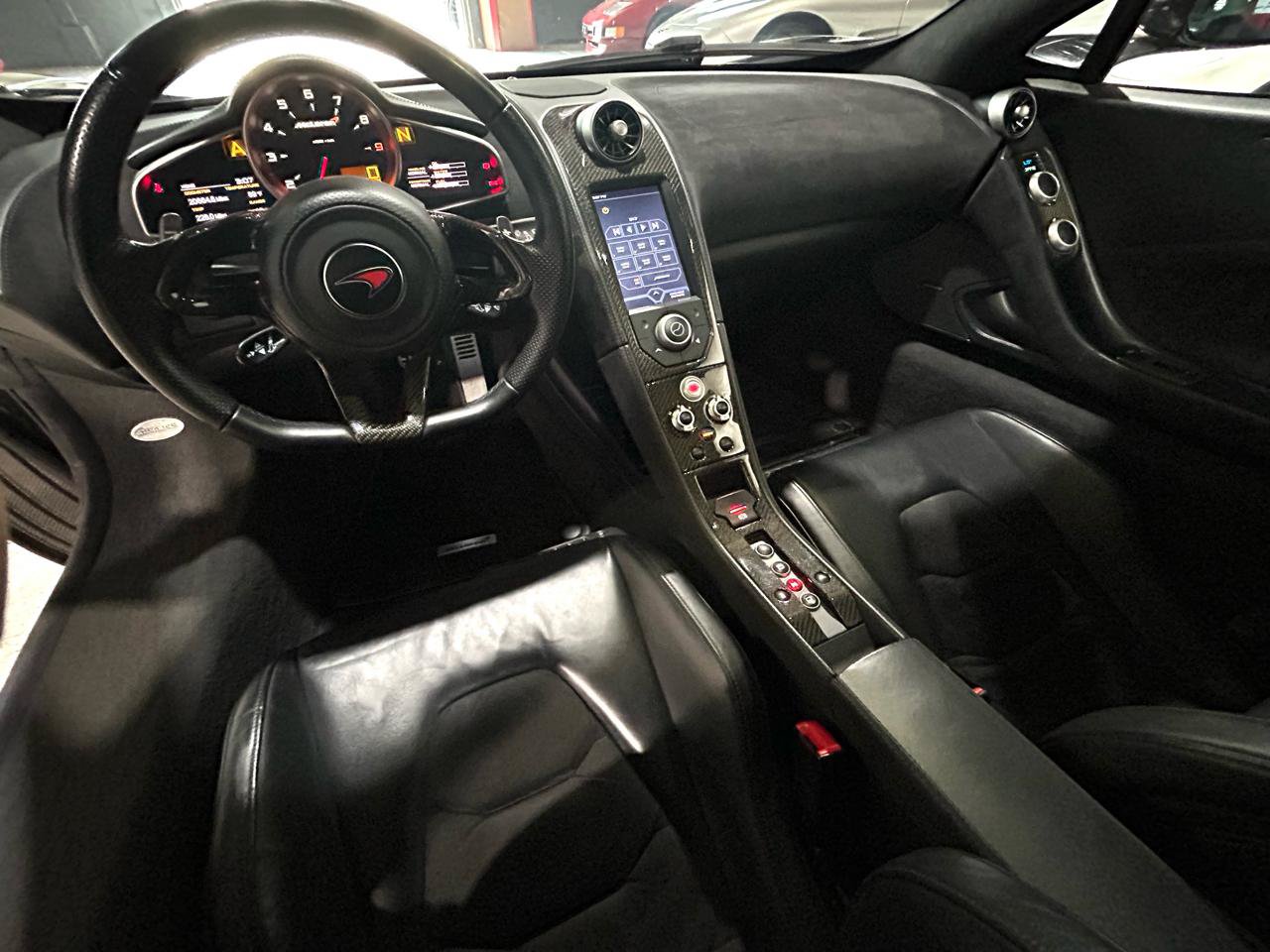 Used 2012 McLaren MP4-12C Coupe RWD image 15