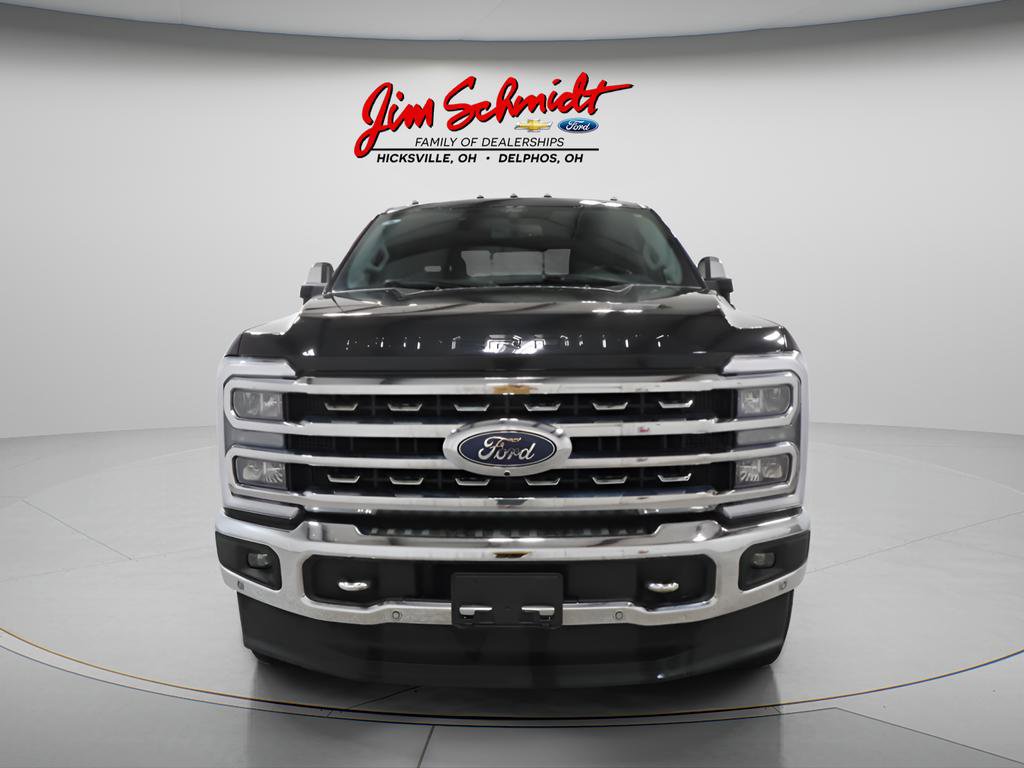 Used 2024 Ford F350 Lariat w/ Lariat Ultimate Package AWD/4WD image 3