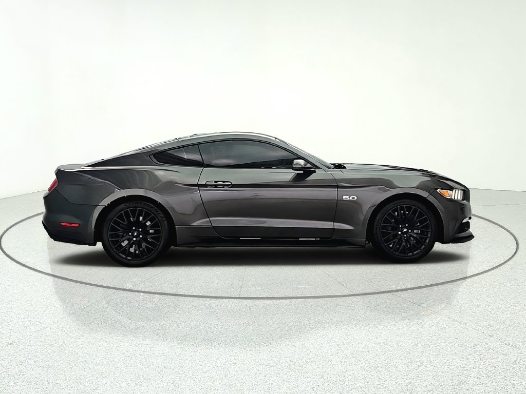Used 2017 Ford Mustang GT Premium w/ GT Performance Package RWD image 8
