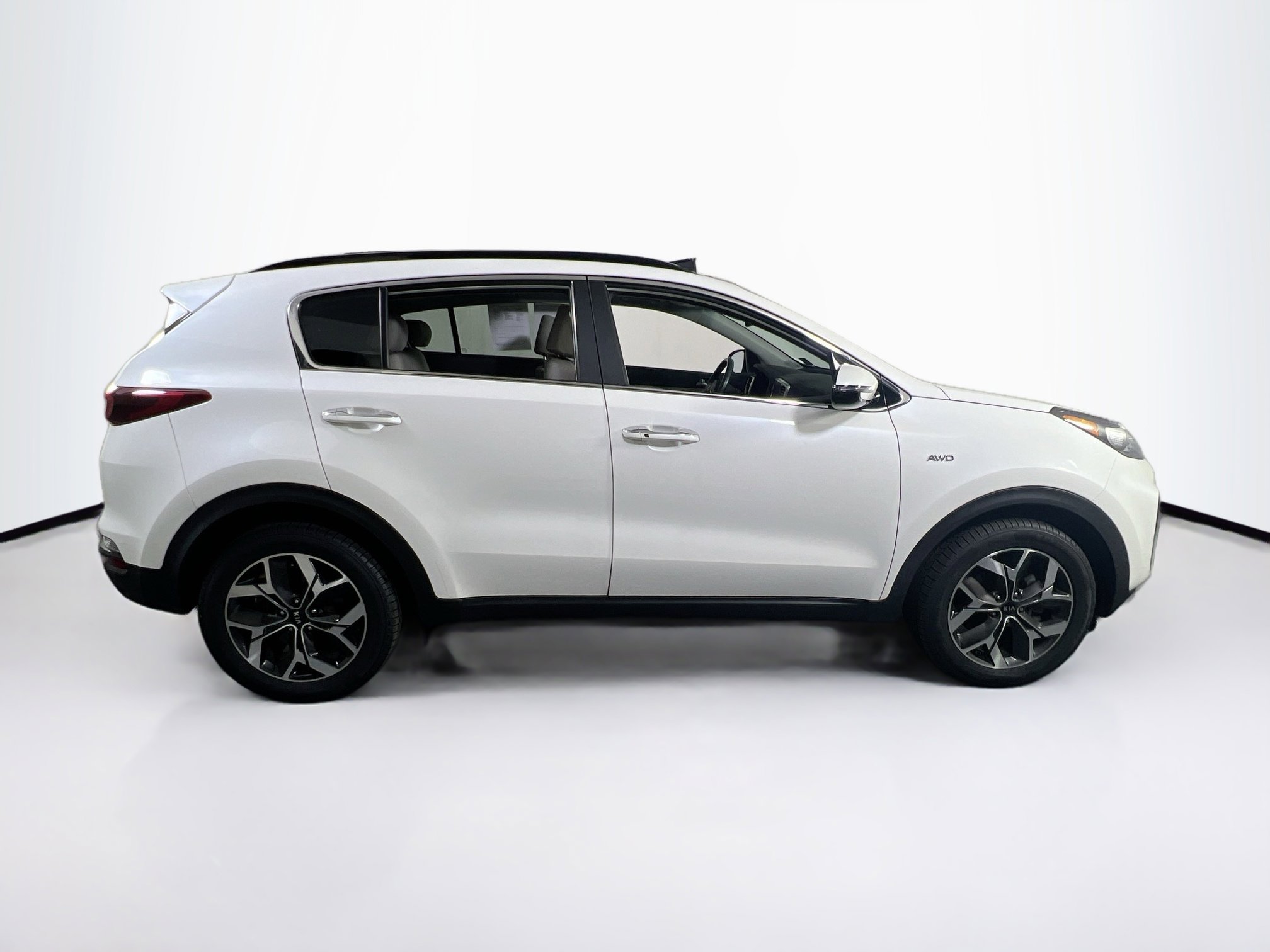 Used 2022 Kia Sportage EX w/ EX Technology Package AWD/4WD image 4