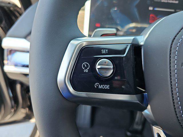 New 2025 BMW i7 xDrive60 image 17