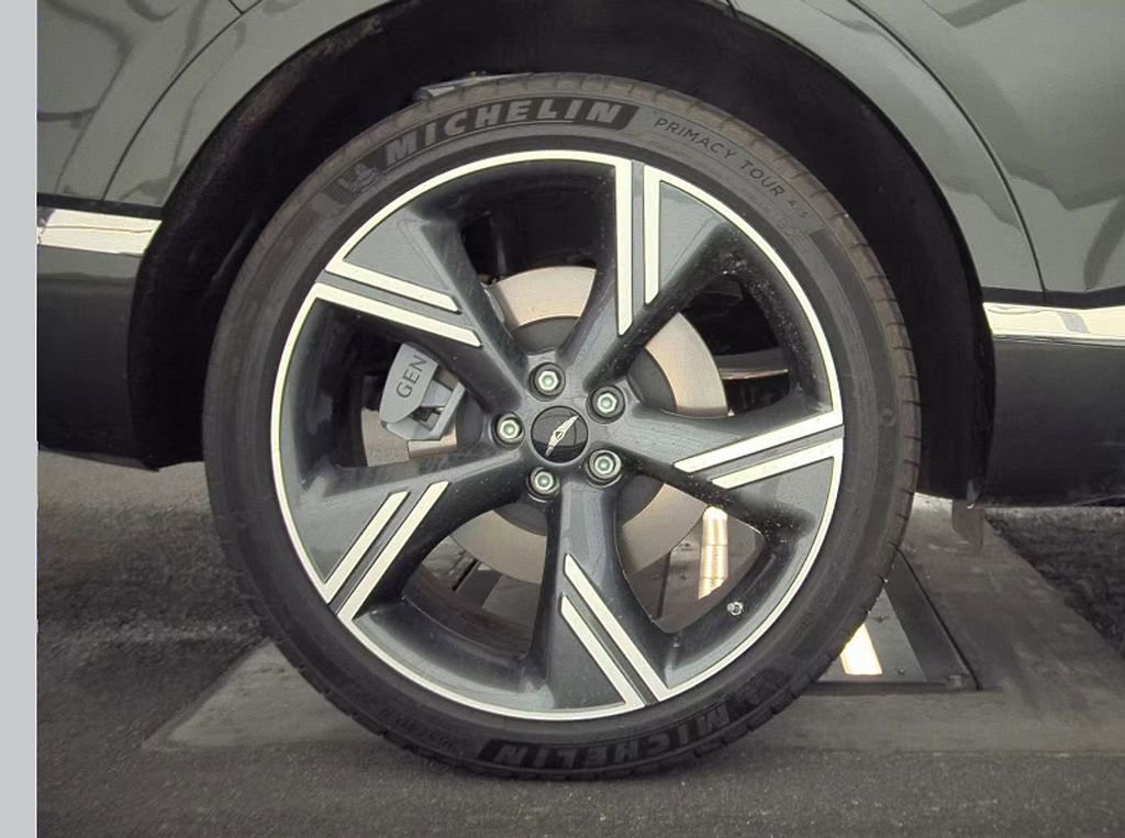 Used 2026 Genesis GV80 3.5T Prestige image 9