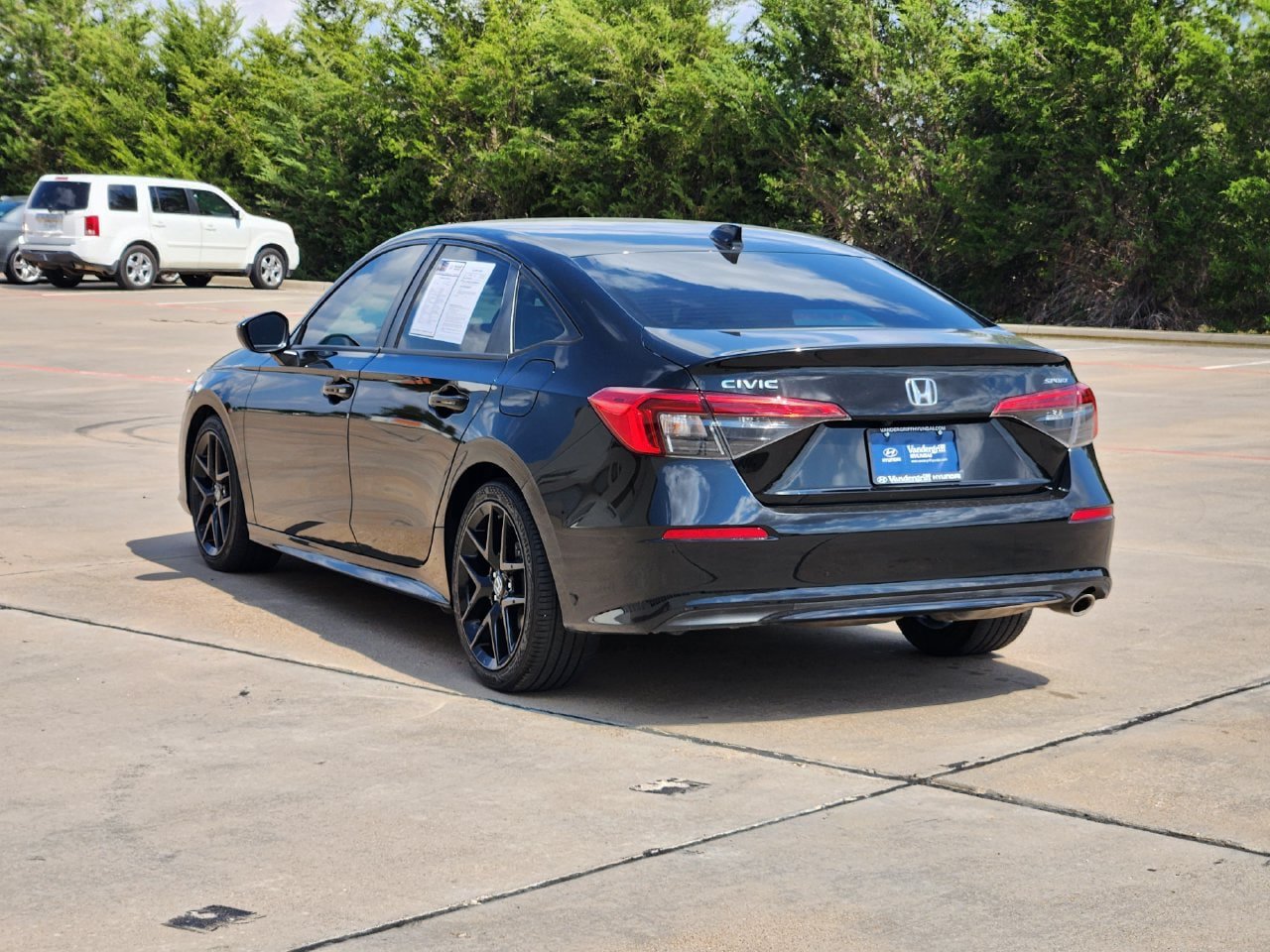 Used 2024 Honda Civic Sport image 3