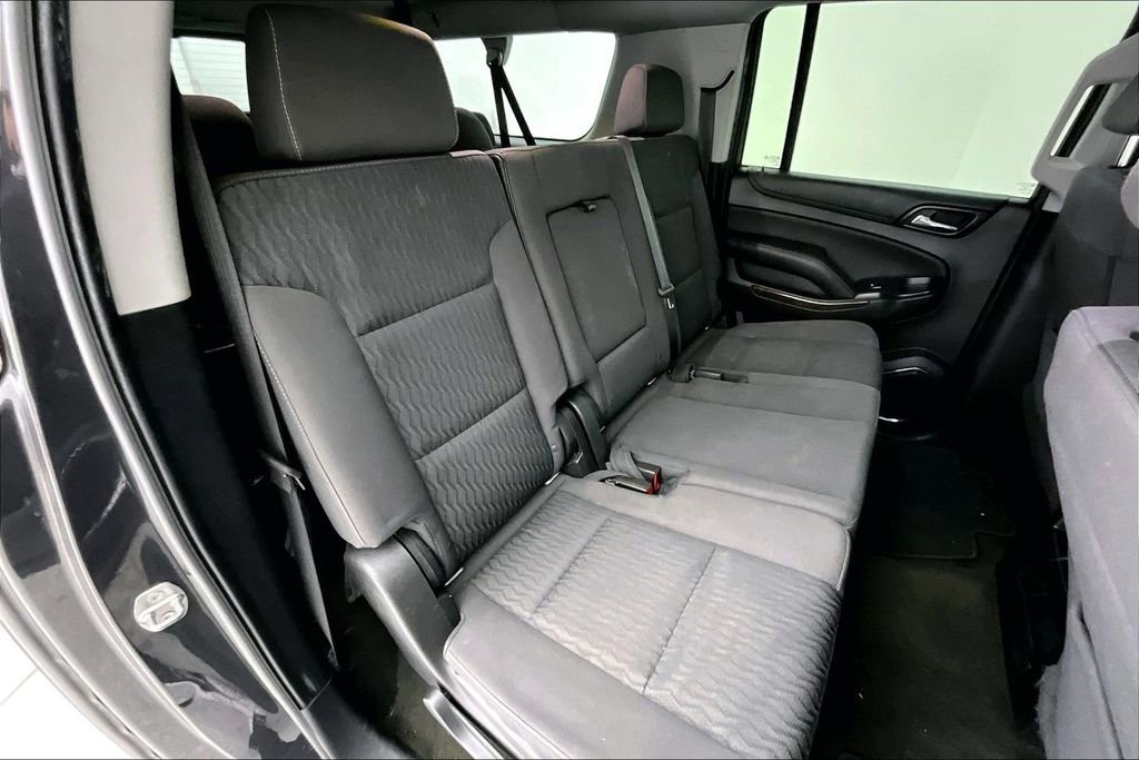 Used 2018 Chevrolet Suburban LS image 36