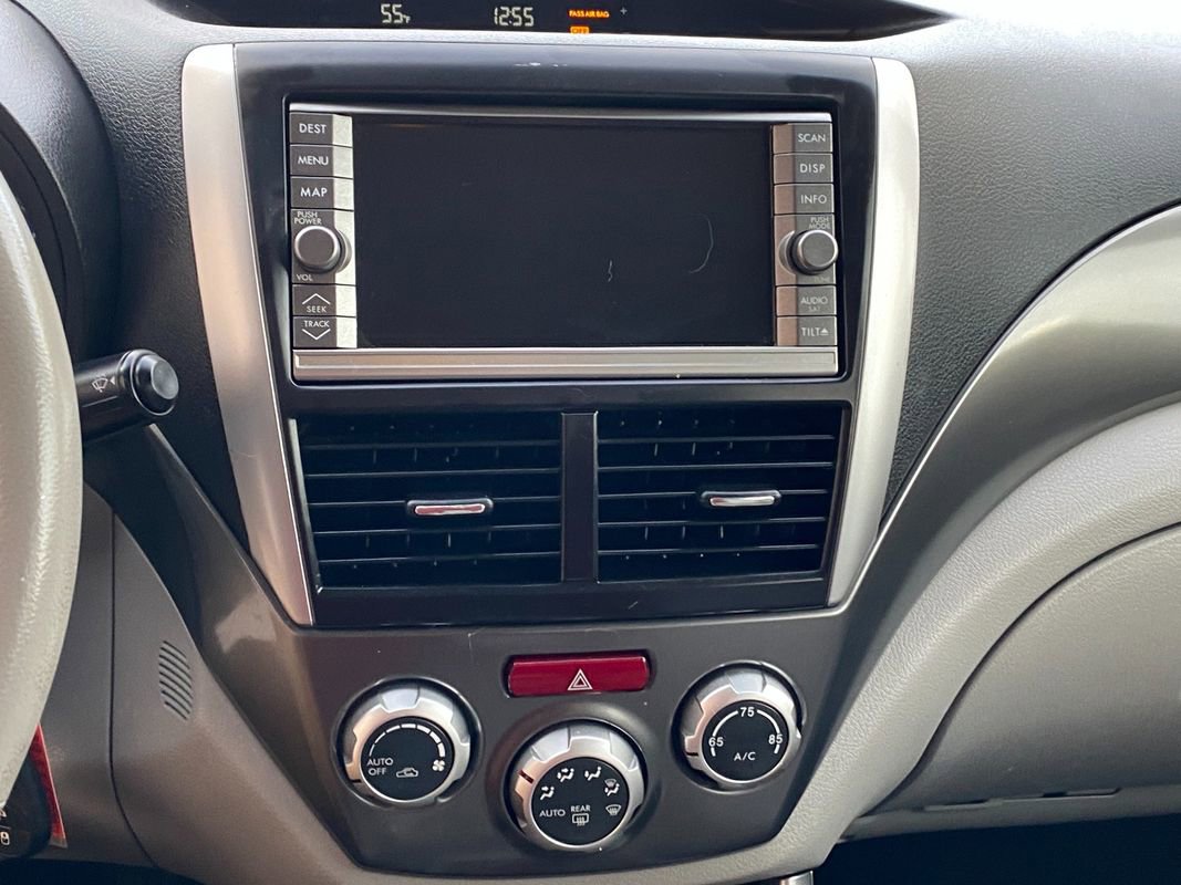 Used 2011 Subaru Forester 2.5X Limited image 21