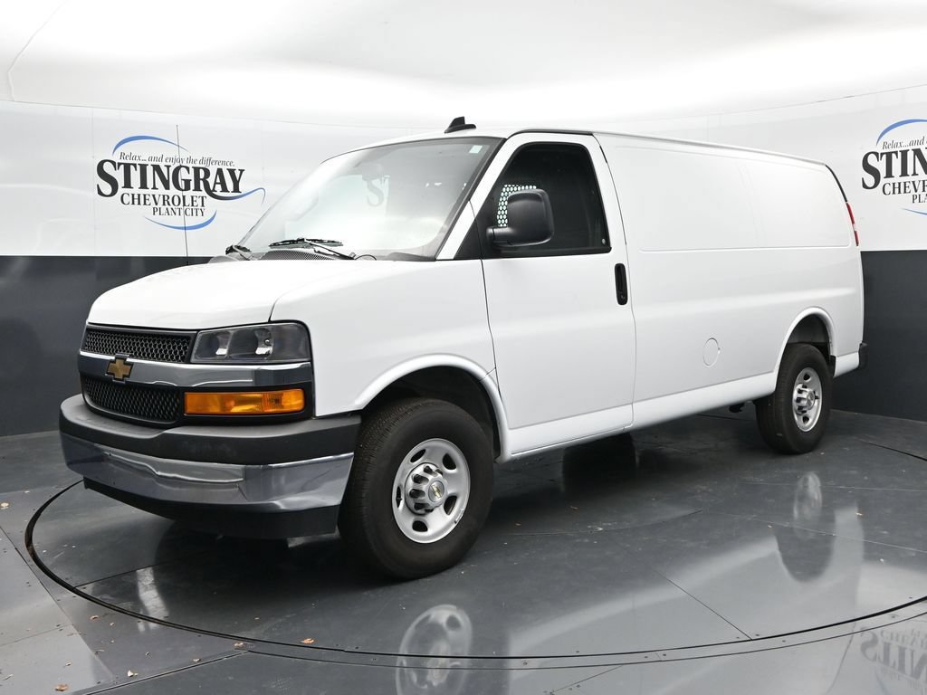 Certified 2025 Chevrolet Express 2500 w/ Driver Convenience Package RWD image 3