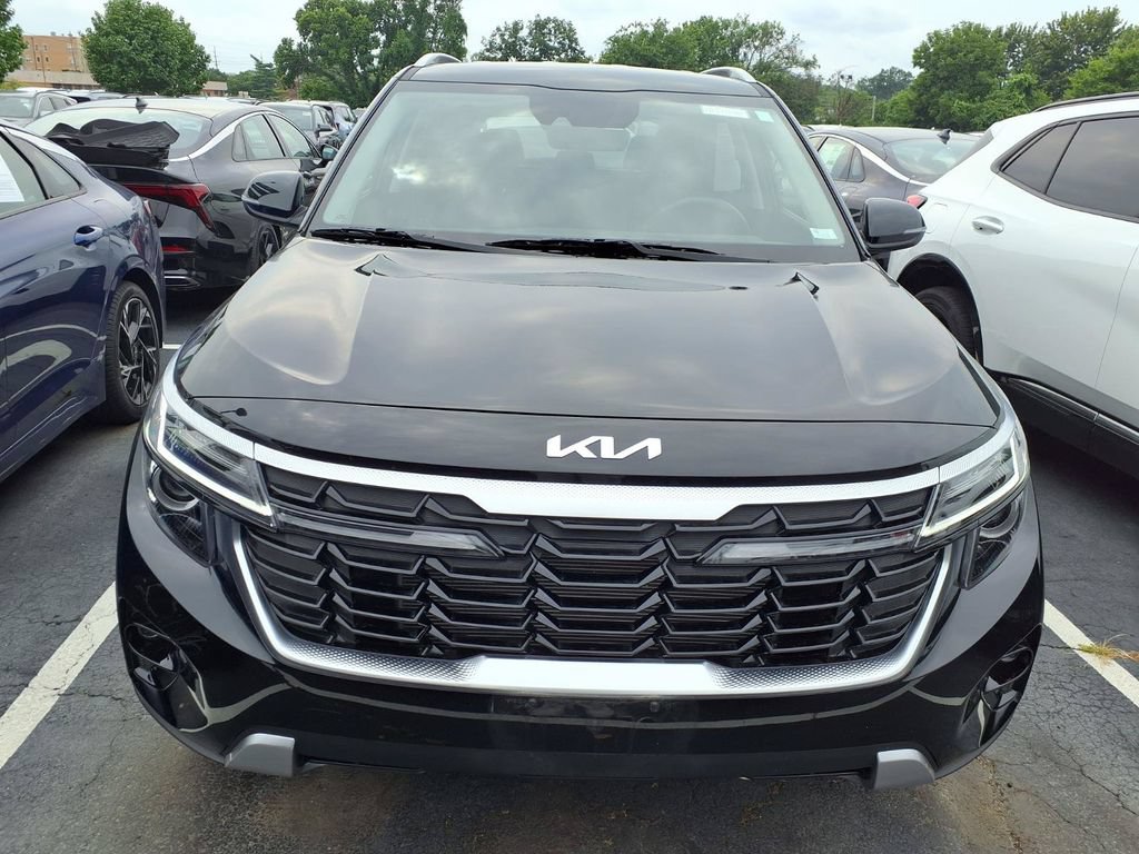 Used 2025 Kia Seltos S AWD/4WD image 22
