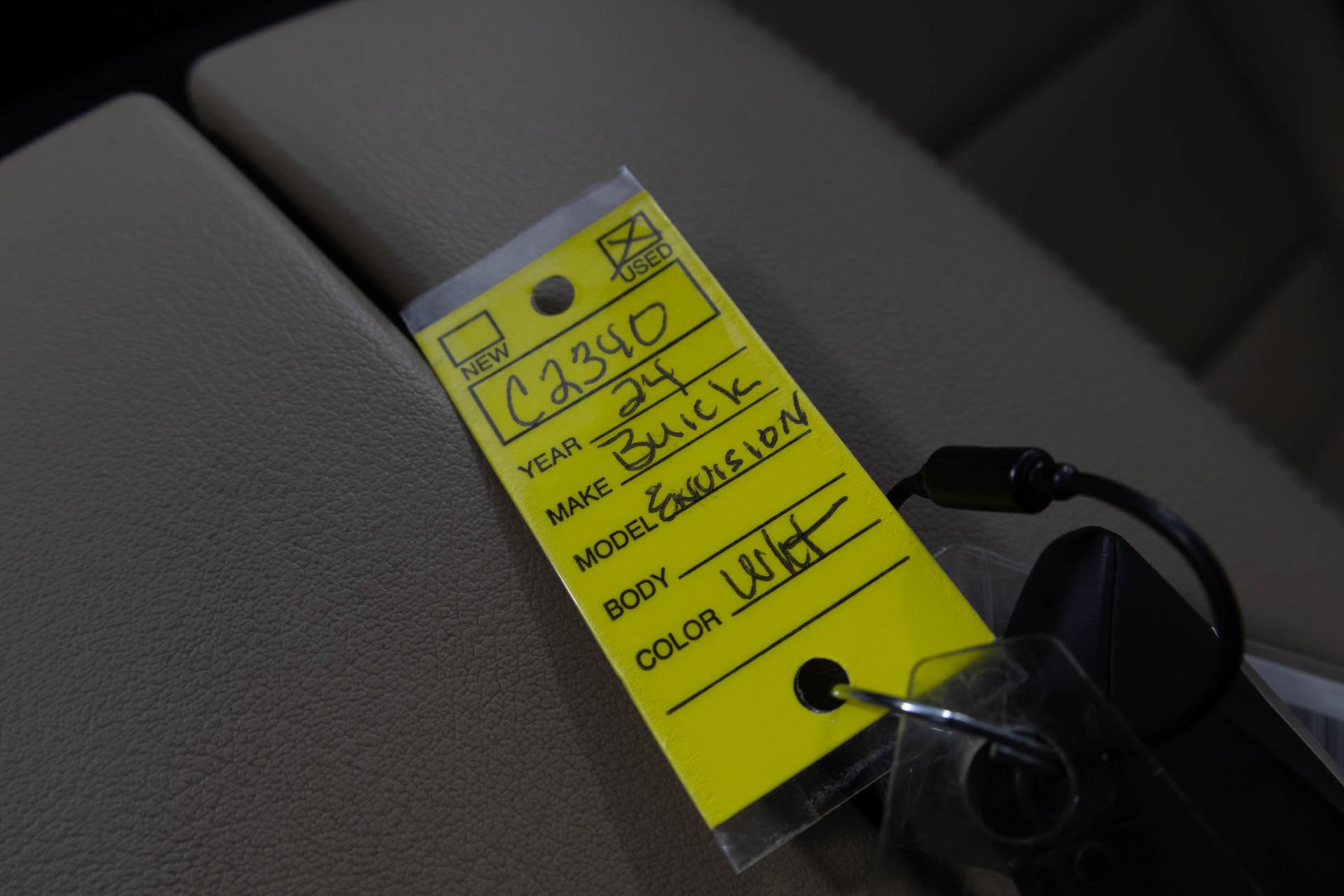 Used 2024 Buick Envision Preferred AWD/4WD image 33