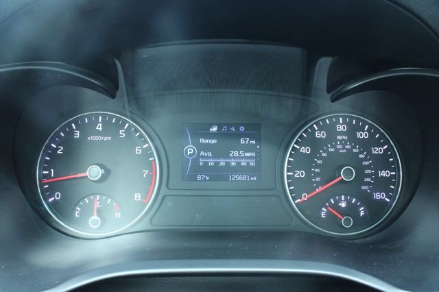 Used 2018 Kia Optima LX FWD image 25
