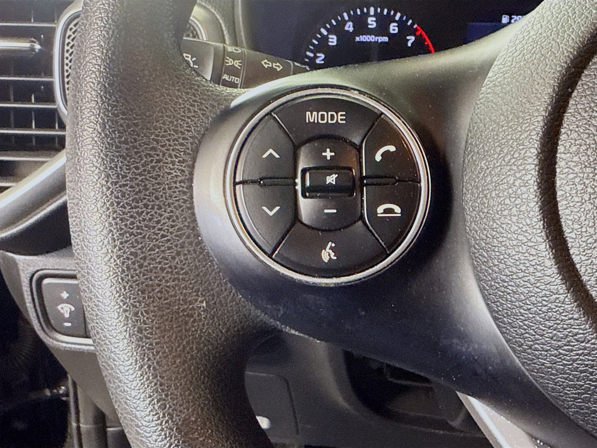 Used 2022 Kia Soul LX w/ Technology Package image 14