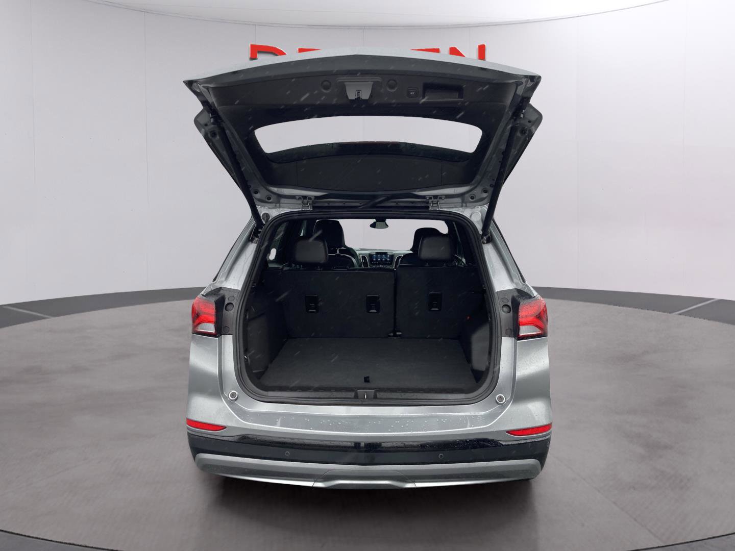 Used 2024 Chevrolet Equinox RS w/ RS Leather Package image 34