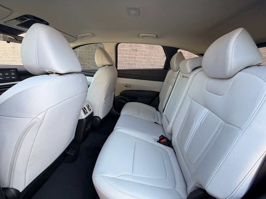 New 2026 Hyundai Tucson SEL image 17