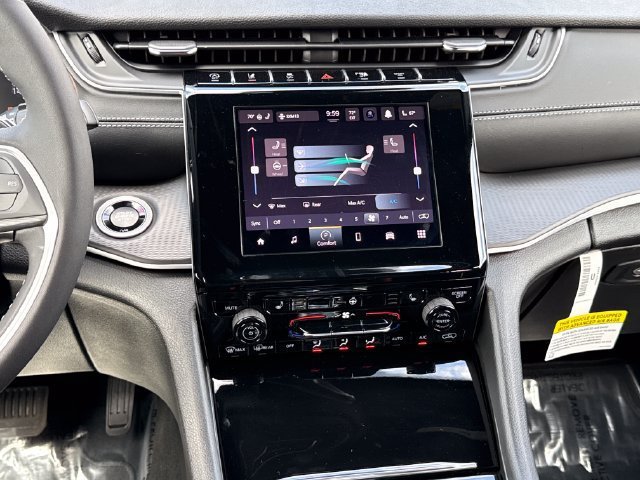 New 2026 Jeep Grand Cherokee Laredo X AWD/4WD image 12