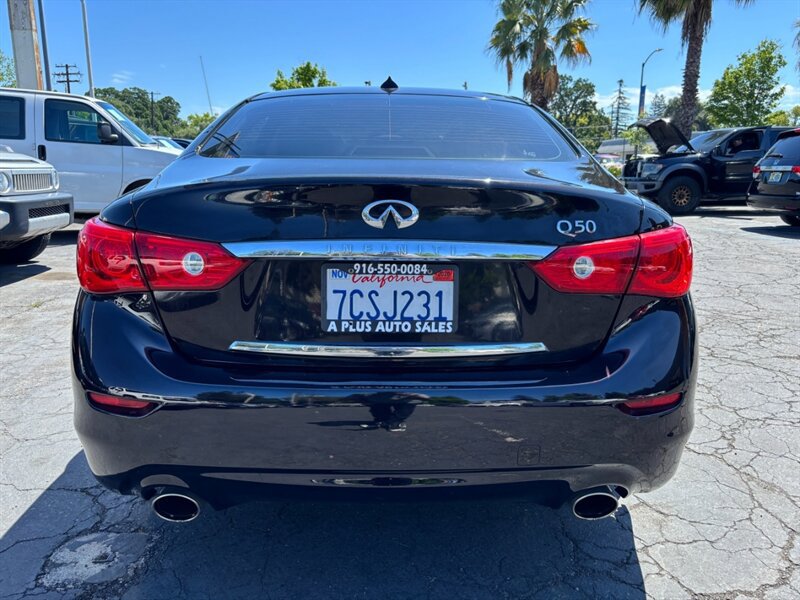 Used 2014 INFINITI Q50 w/ Moonroof Package RWD image 5