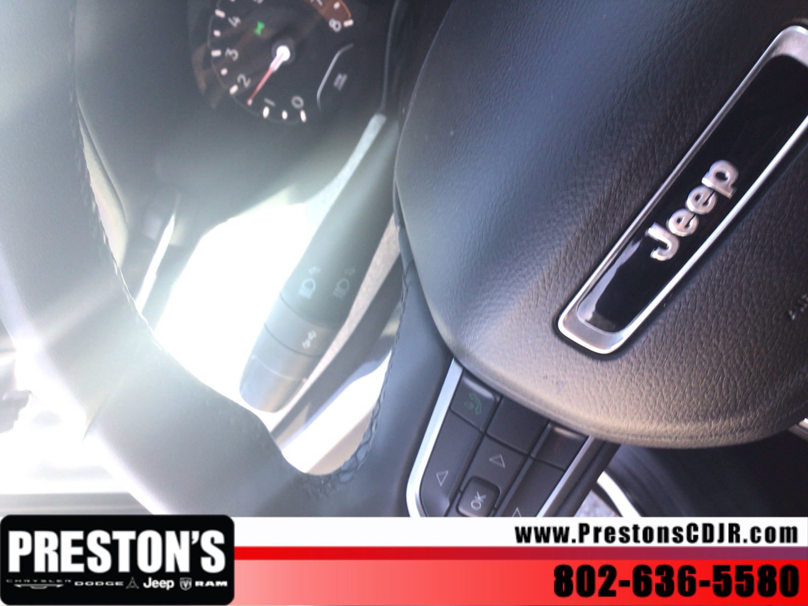 Used 2024 Jeep Compass Latitude AWD/4WD image 13