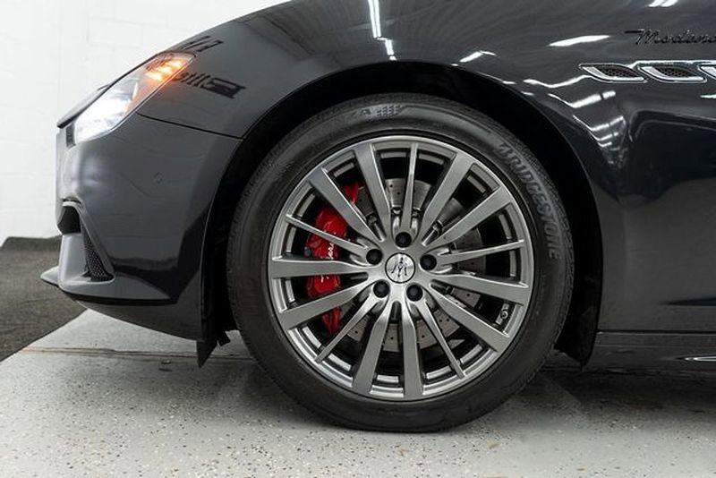 Used 2022 Maserati Ghibli Modena Q4 image 33