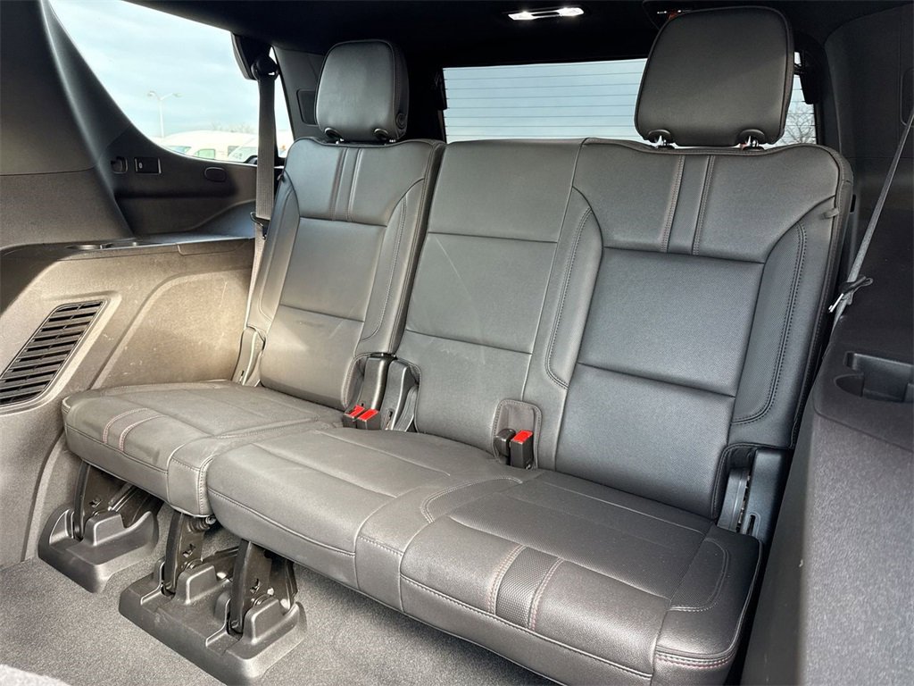 Used 2021 Chevrolet Tahoe RST w/ Luxury Package image 24