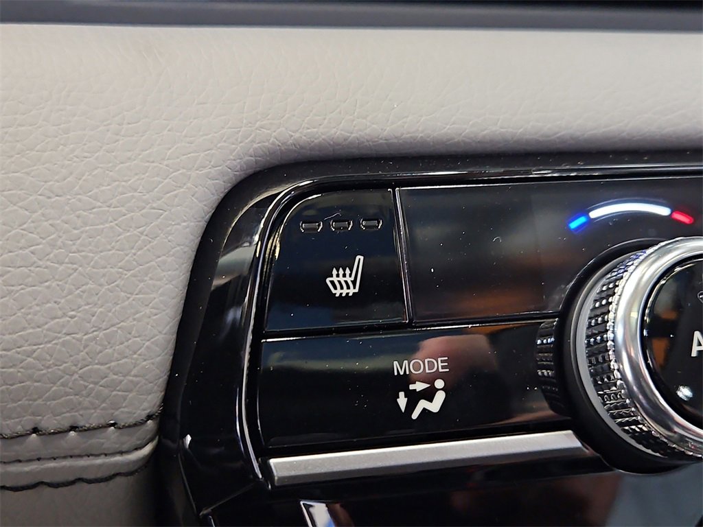 New 2025 Honda Pilot Touring image 13