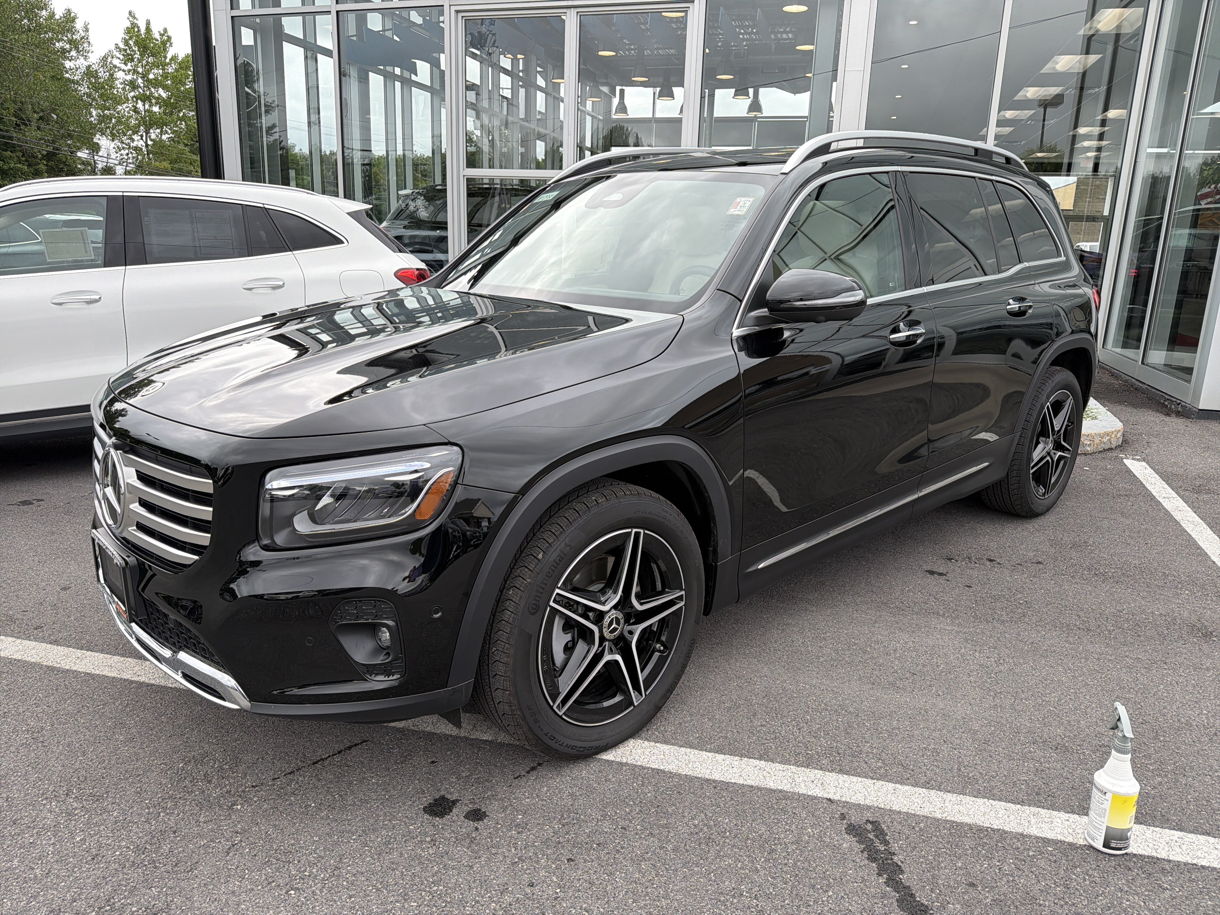 Used 2026 Mercedes-Benz GLB 250 4MATIC image 4