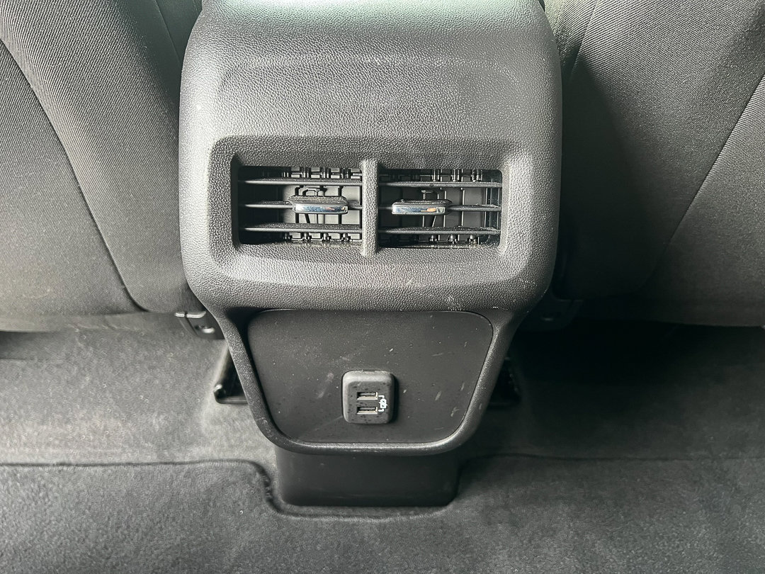 Used 2023 Chevrolet Equinox LS w/ LS Convenience Package image 24